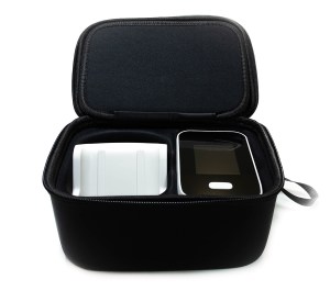 Монітор життєво важливих показників PM6100A – НІАТ, SpO₂, пульс